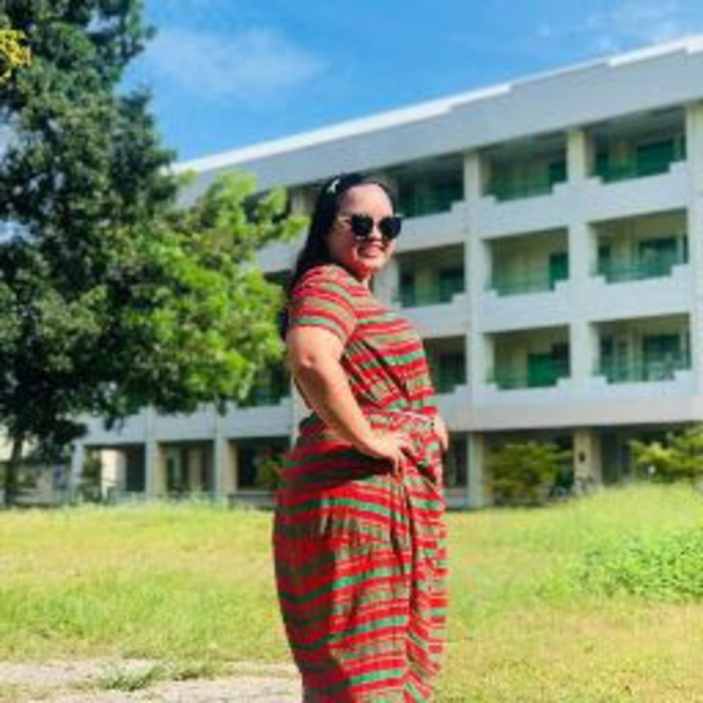 Meet your Posher, Kristine joy